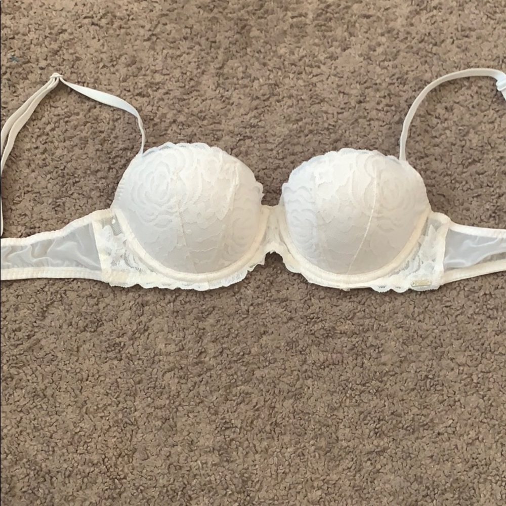 Floral lace bra